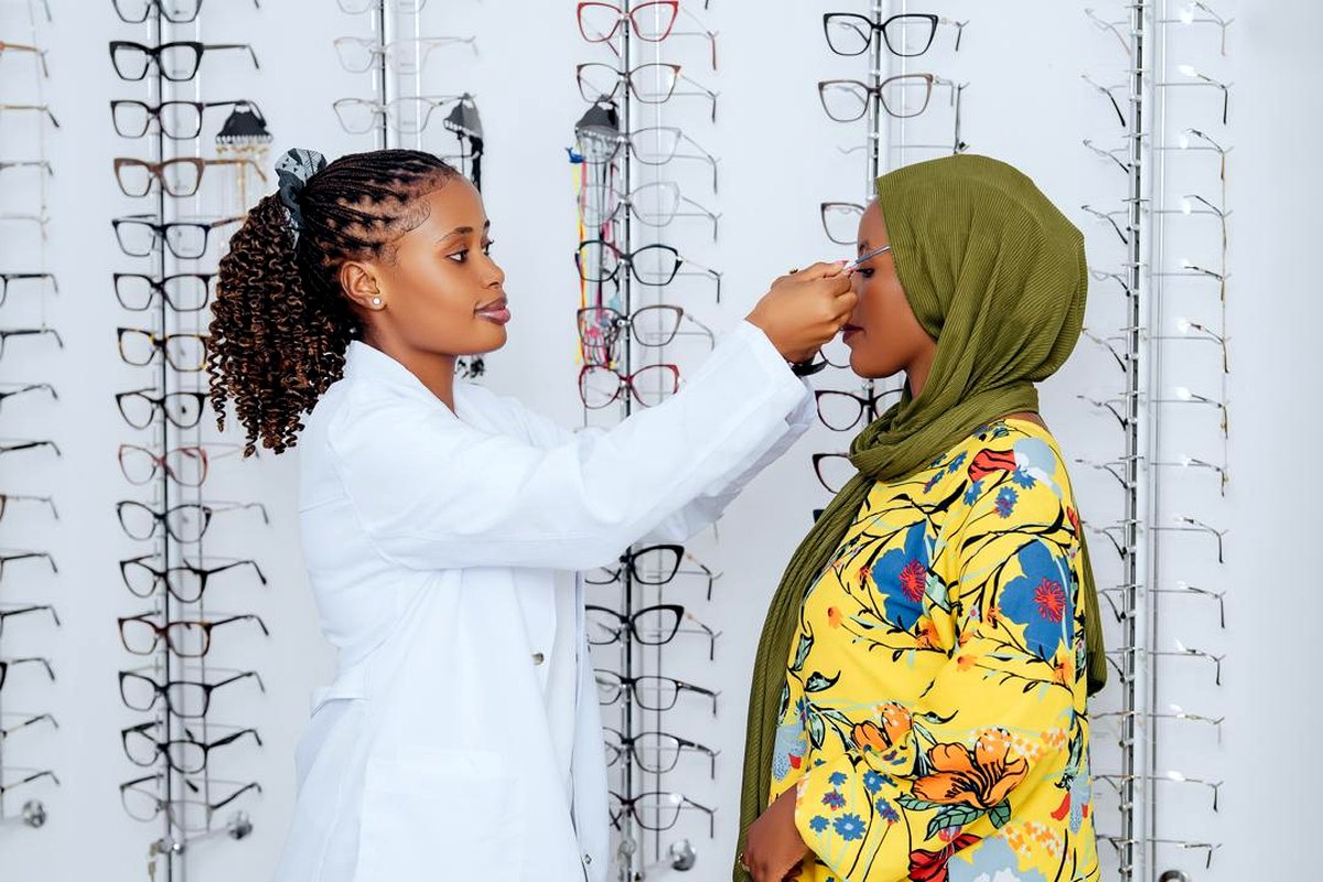 Eyeglasses and contact lenses